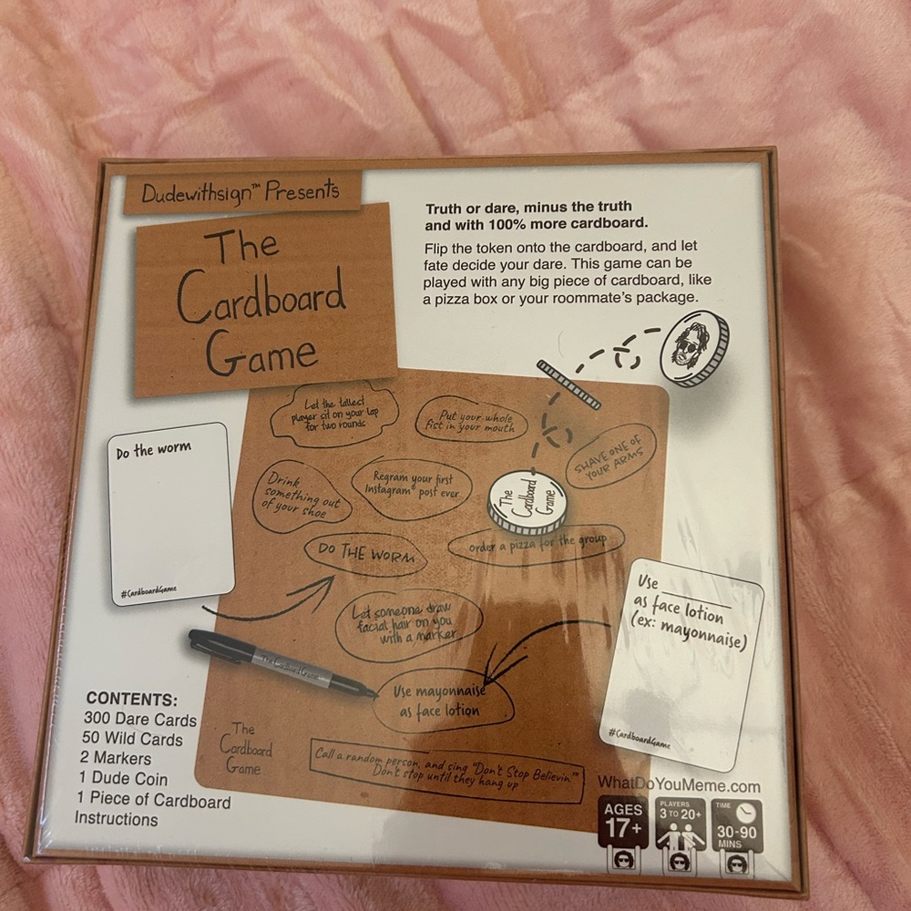 The Cardboard Game Party Edition - Pink Box - Picture 3 of 3